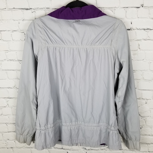 ALO YOGA | CoolFit lined zip windbreaker jacket - Picture 5 of 12